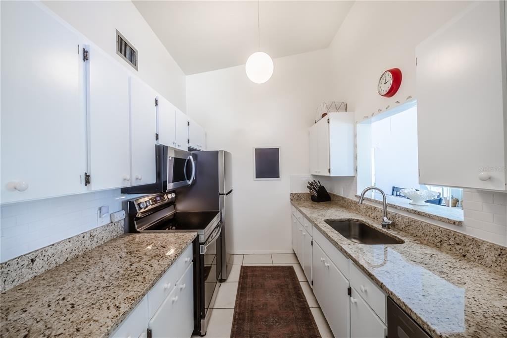 722 White Pine Tree Road - Photo 7