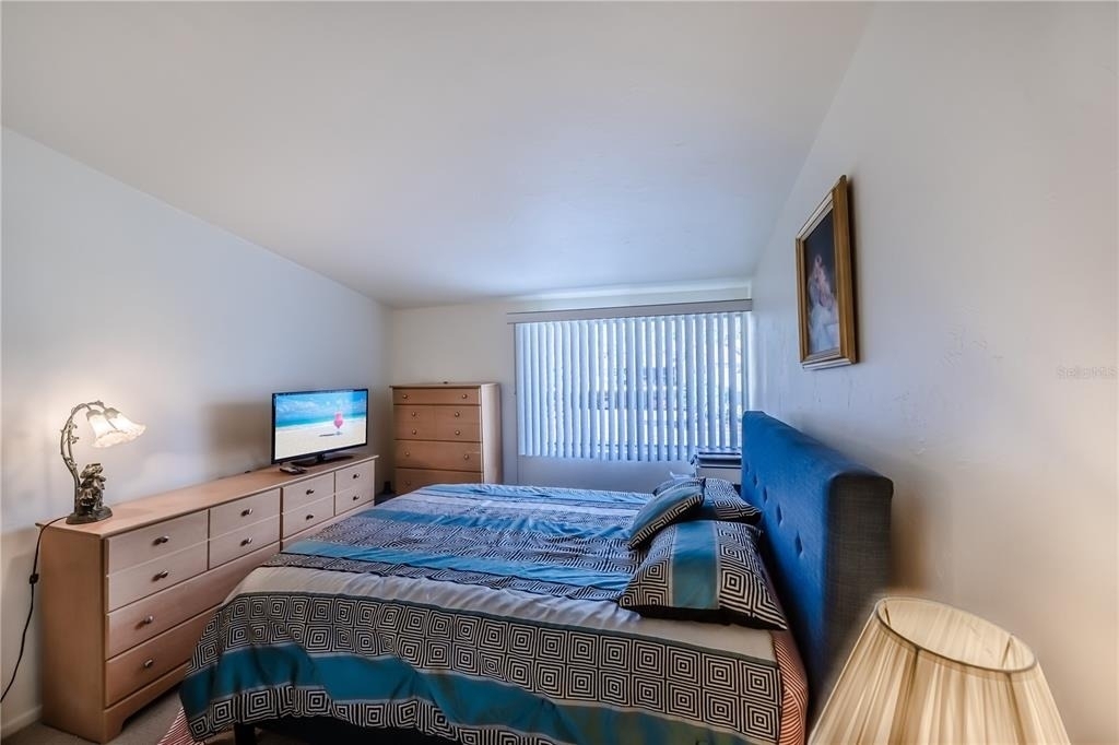 722 White Pine Tree Road - Photo 18