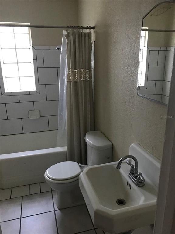 118 Riggins Street - Photo 2