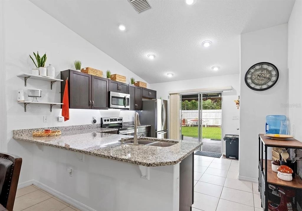 84 Buttonworth Drive - Photo 3