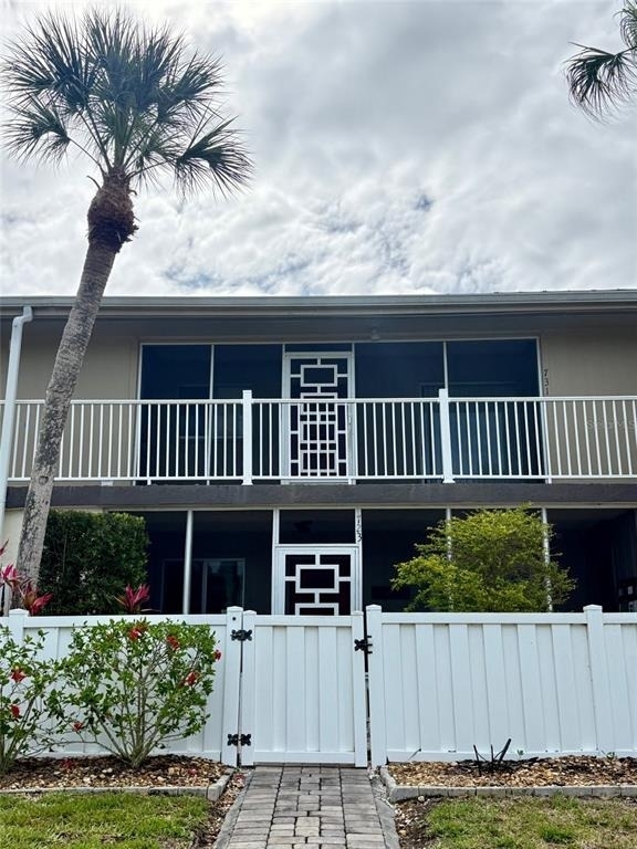 731 Manatee Avenue - Photo 2