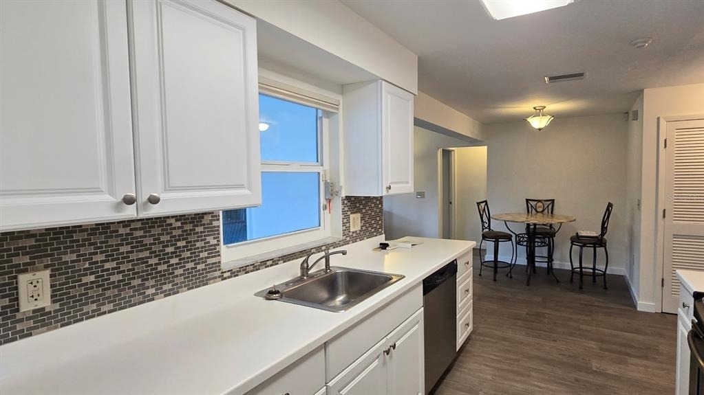3801 Kingston Boulevard - Photo 7