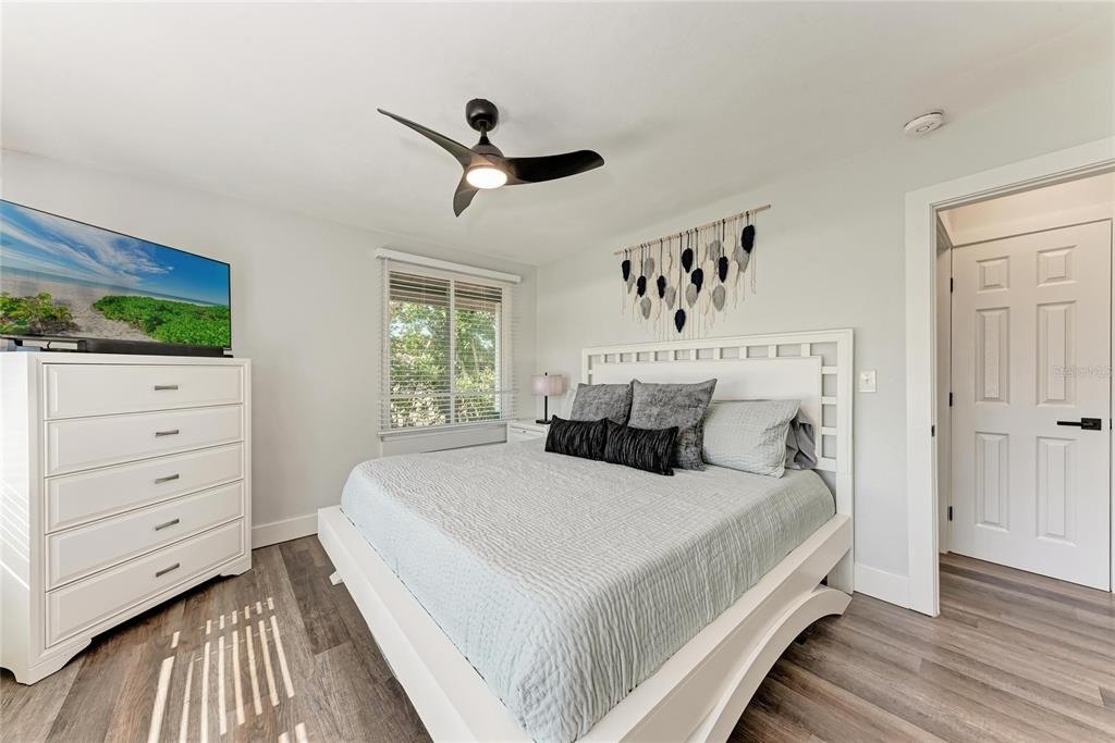 339 Suwanee Avenue - Photo 10