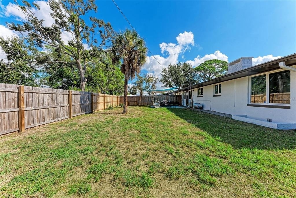 339 Suwanee Avenue - Photo 16