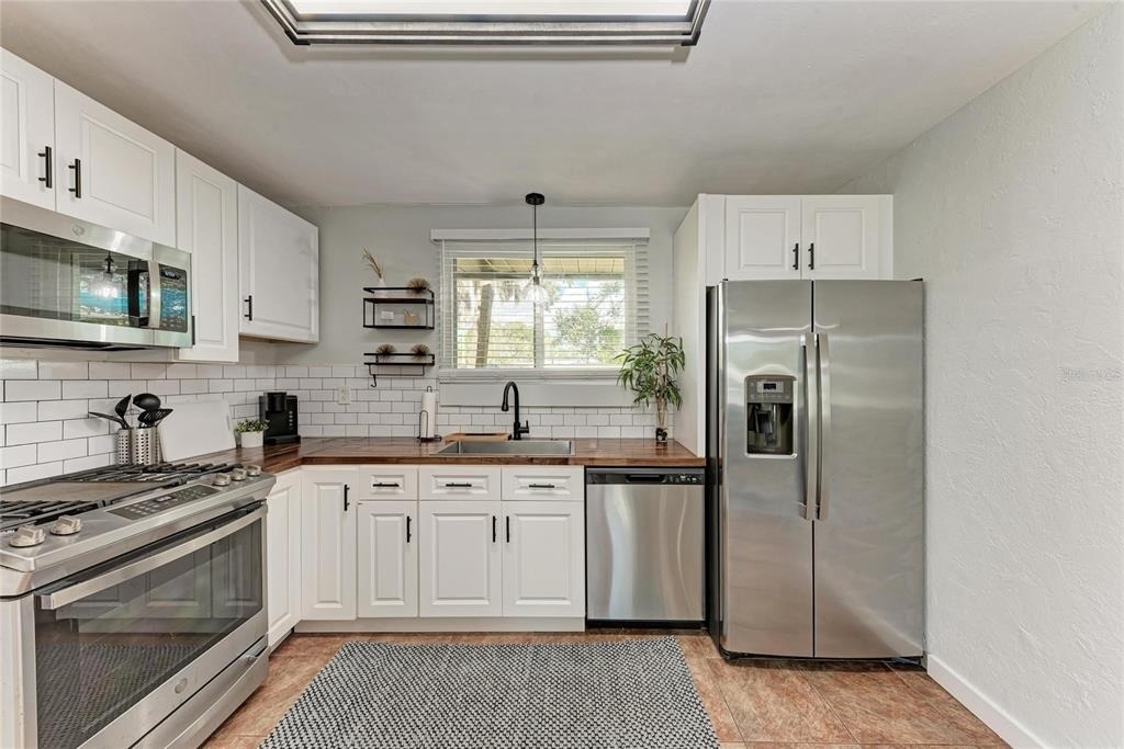 339 Suwanee Avenue - Photo 6