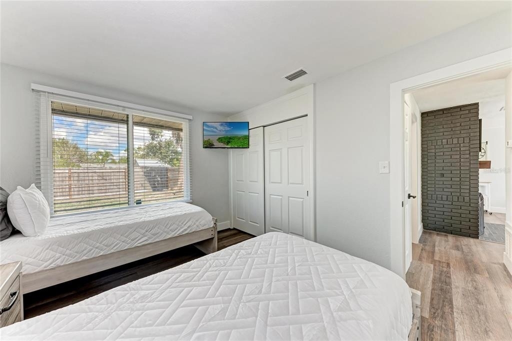 339 Suwanee Avenue - Photo 13
