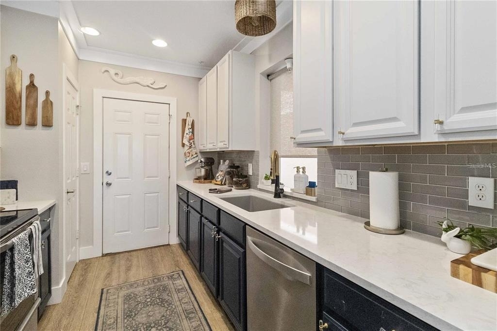 7242 Hamilton Road - Photo 3