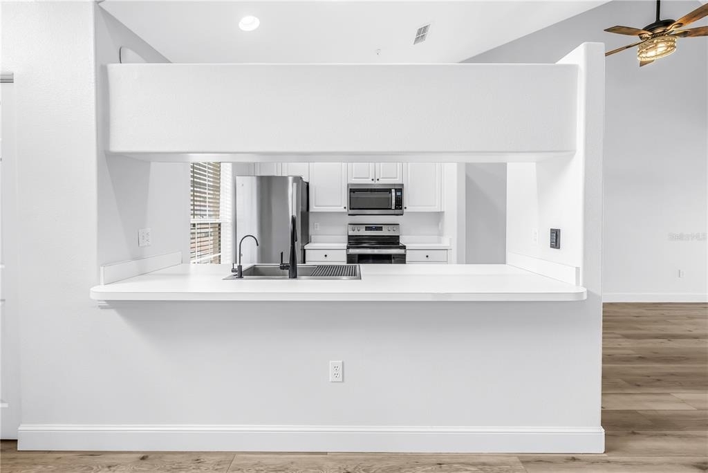 8350 Wingate Drive - Photo 4