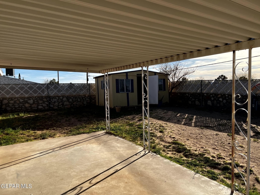 112 De Leon Drive - Photo 22