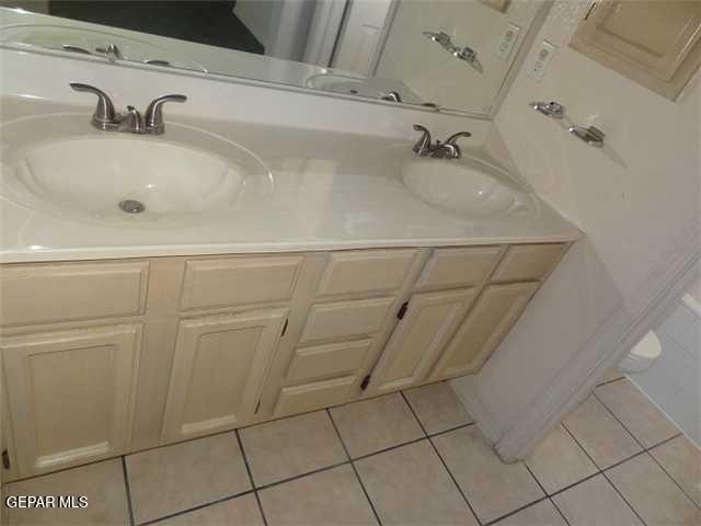 7481 Umbria Drive - Photo 17