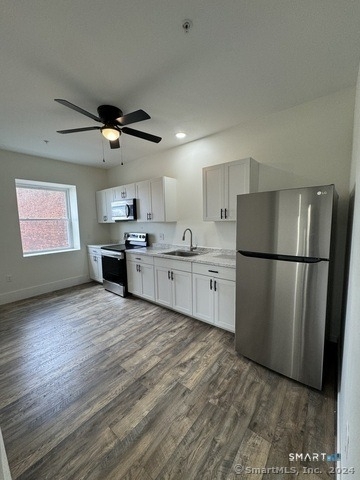 61 Colony Street - Photo 0