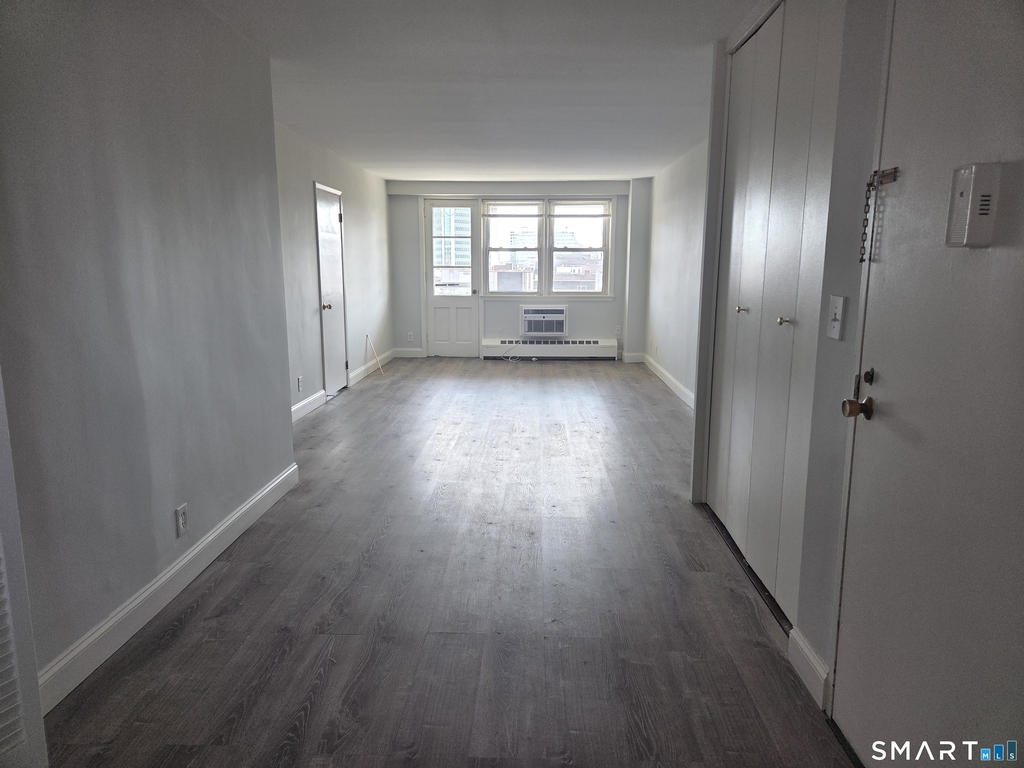 444 Bedford Street - Photo 4