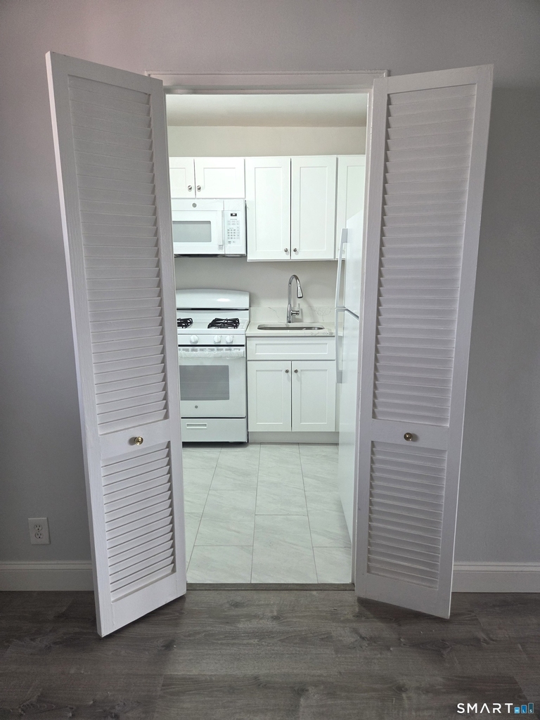 444 Bedford Street - Photo 1