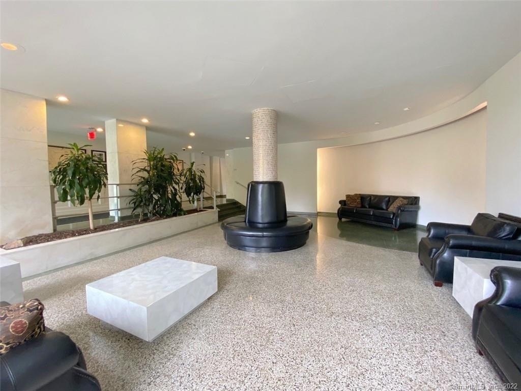 444 Bedford Street - Photo 14