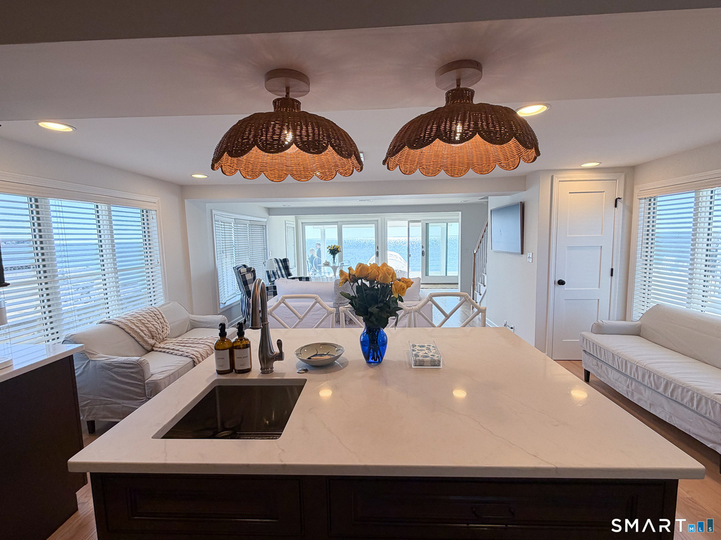 18 Field Court - Photo 4