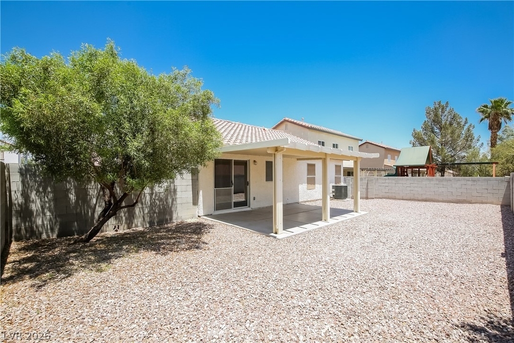 3129 Macaroon Way - Photo 13