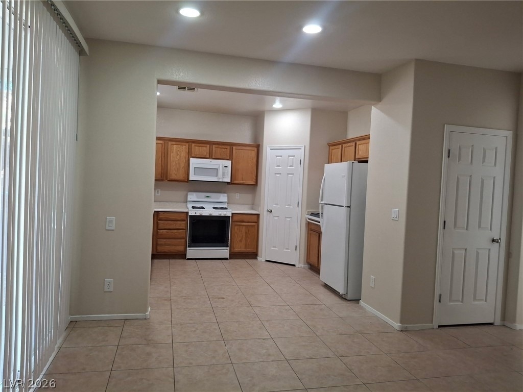 2820 Dowitcher Avenue - Photo 5