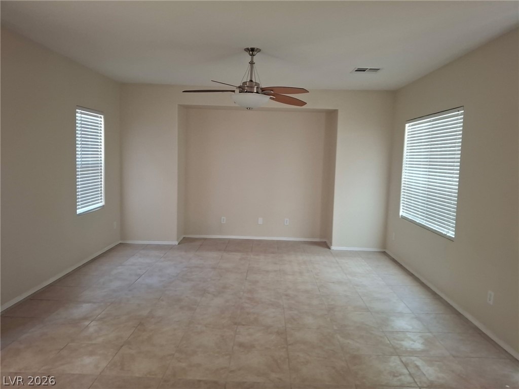 2820 Dowitcher Avenue - Photo 4