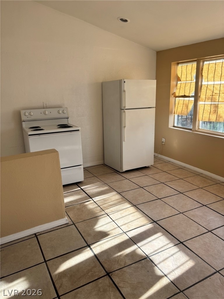 1118 Laurel Avenue - Photo 1