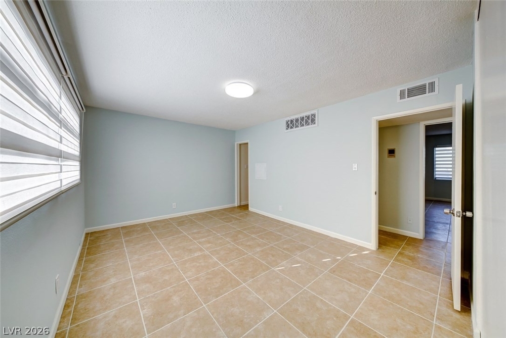 1700 Rexford Drive - Photo 35