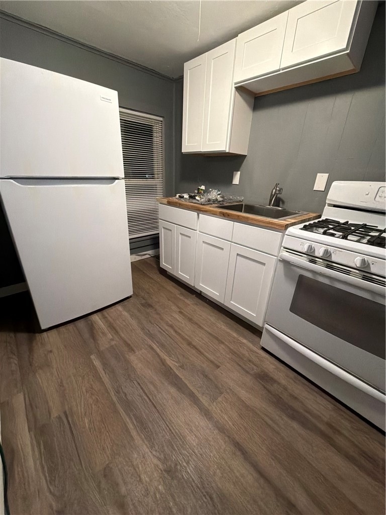 752 S Main Street - Photo 1