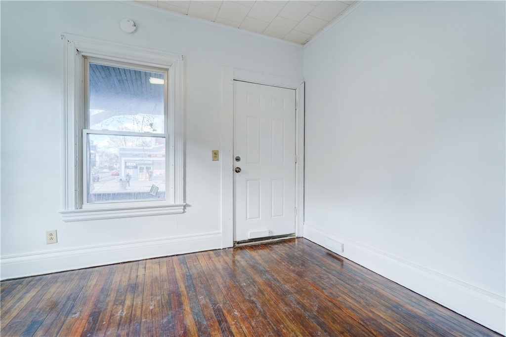 459 Parsells Avenue - Photo 4