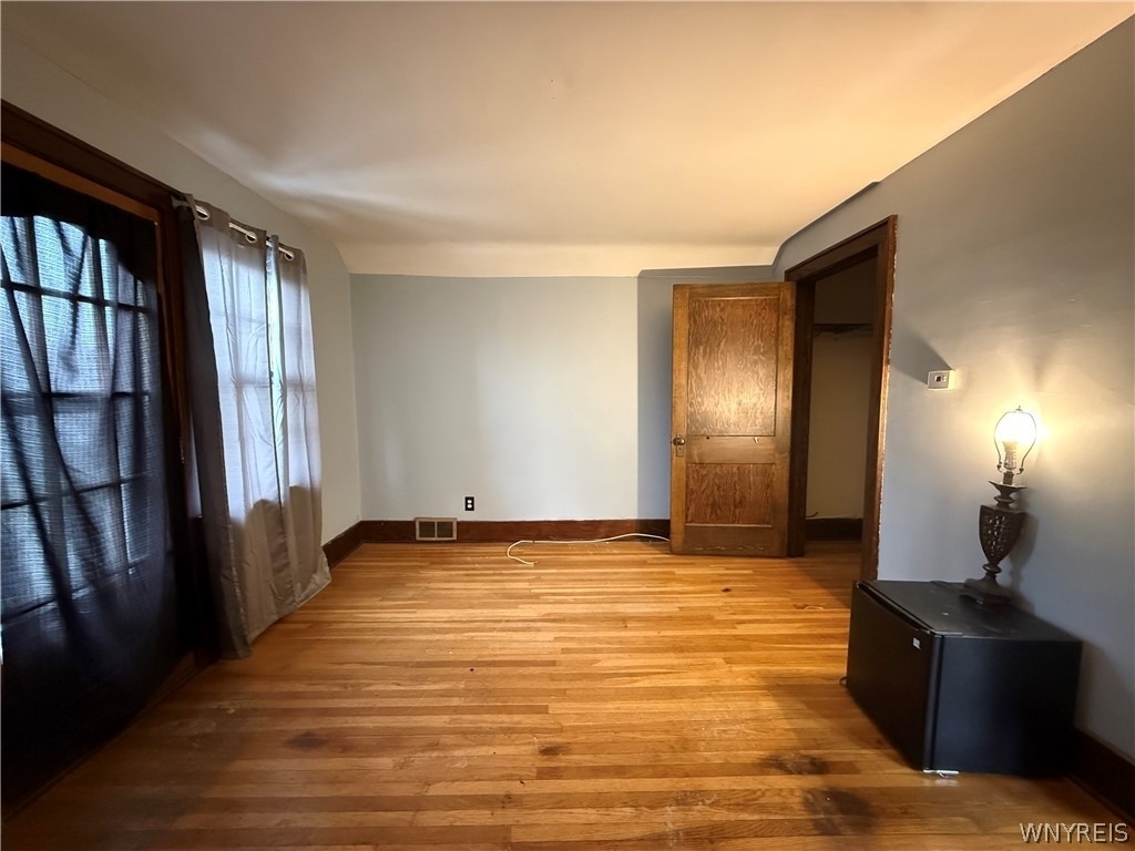 733 Lasalle Avenue - Photo 7