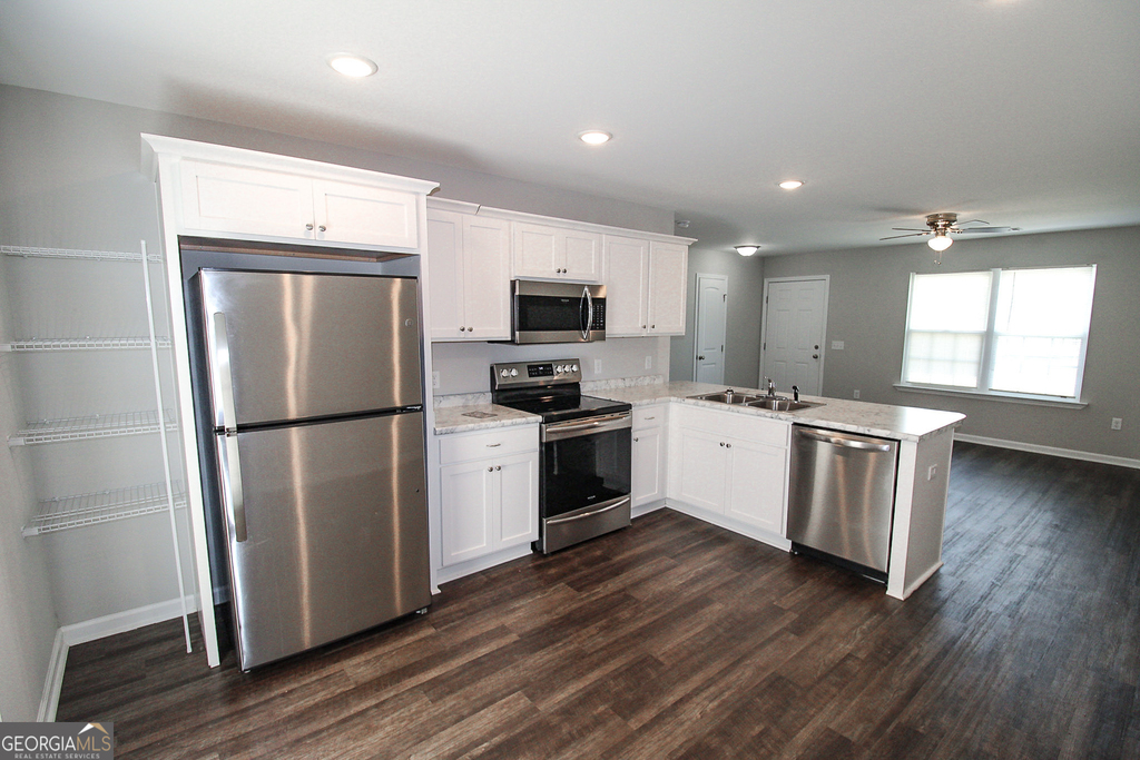 202 Evans Terrace - Photo 4