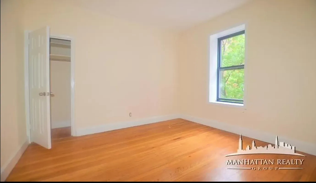  East 38th Street - Photo 2