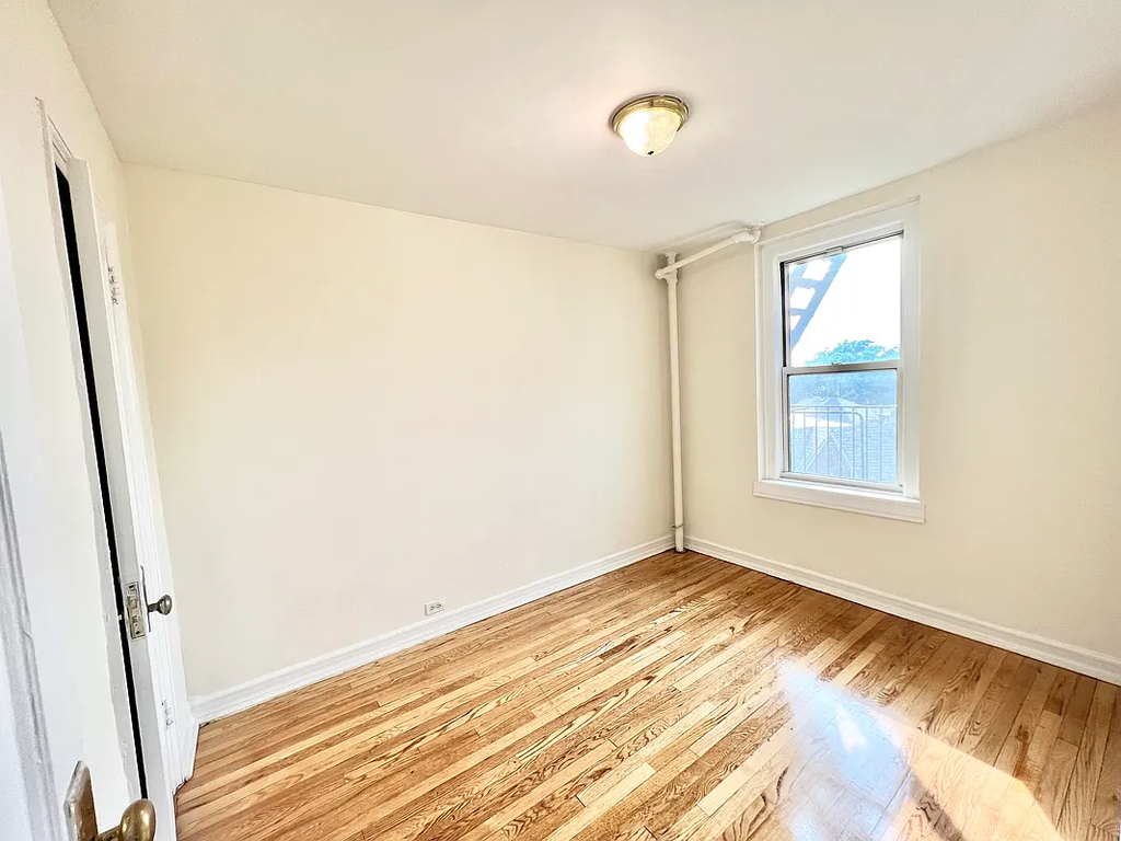 34-47 90th Street - Photo 4