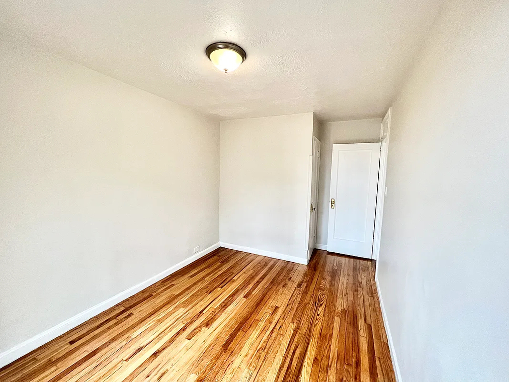 34-47 90th Street - Photo 4