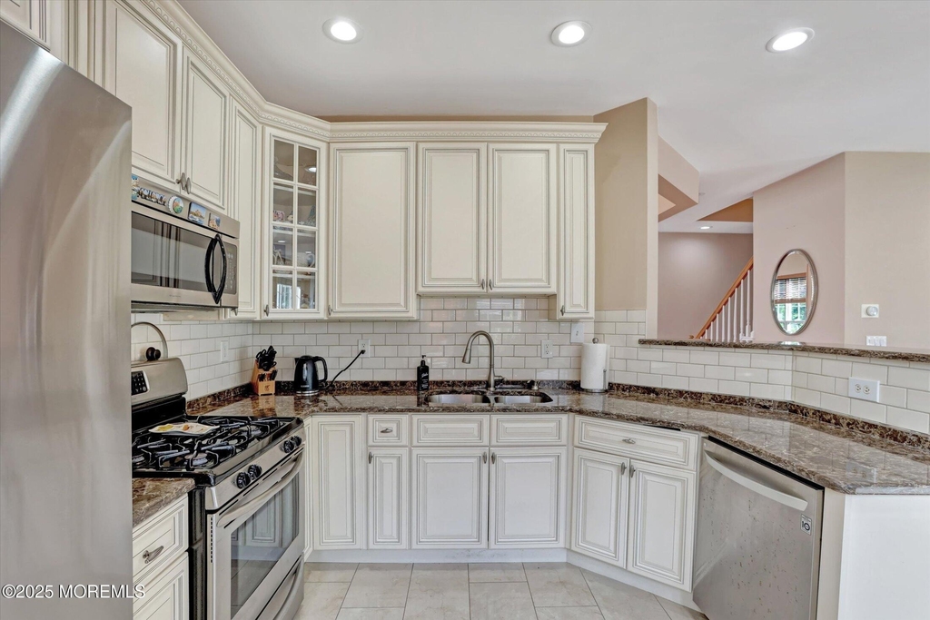 150 Nathan Drive - Photo 9