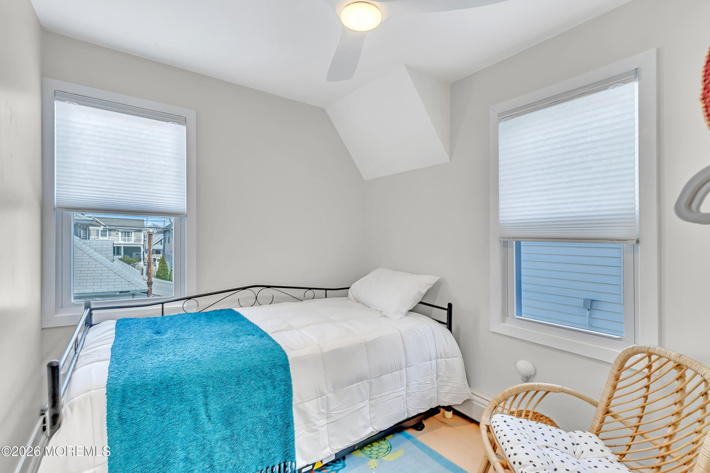 320 Ocean Park Avenue - Photo 23