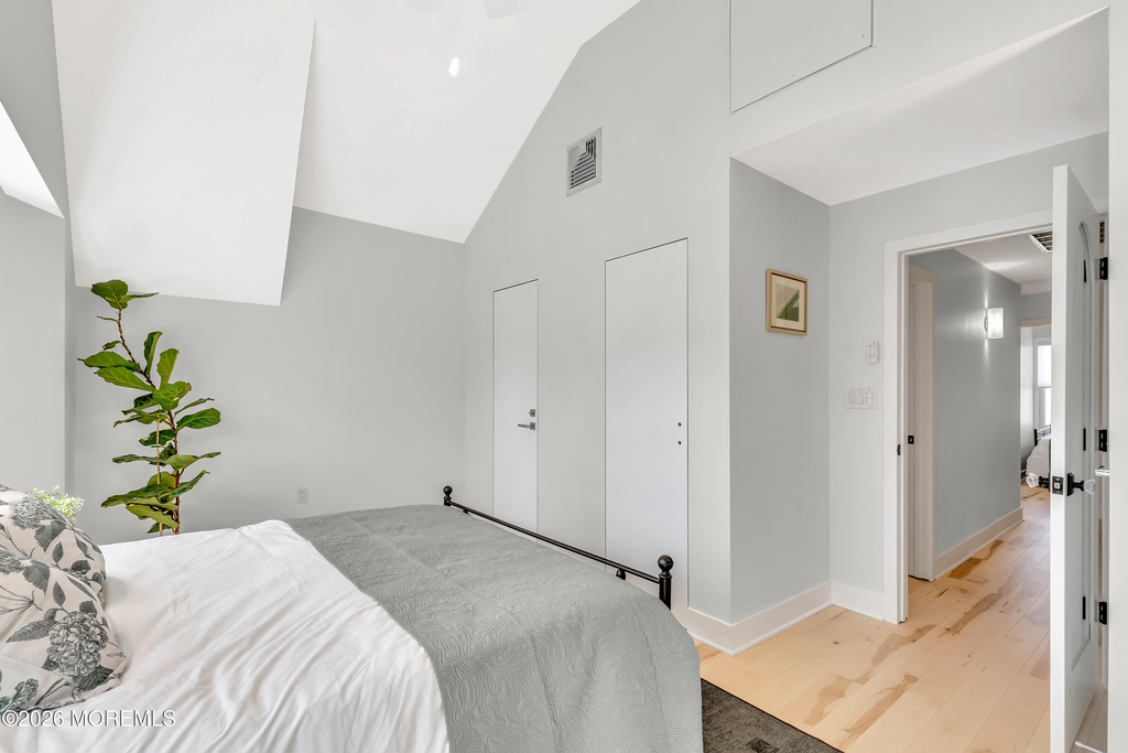 320 Ocean Park Avenue - Photo 21