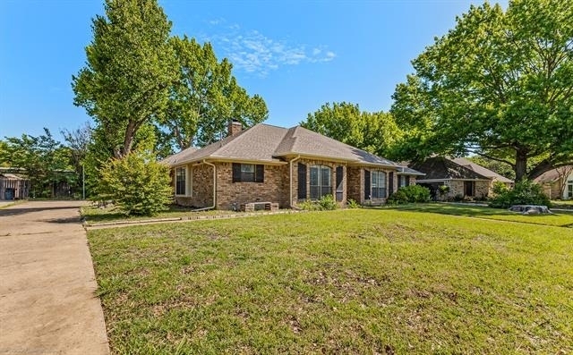 1531 Pickwick Lane - Photo 1