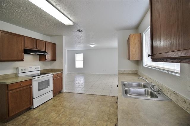3325 Tioga Street - Photo 8
