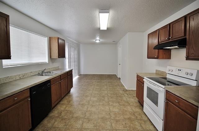 3325 Tioga Street - Photo 7