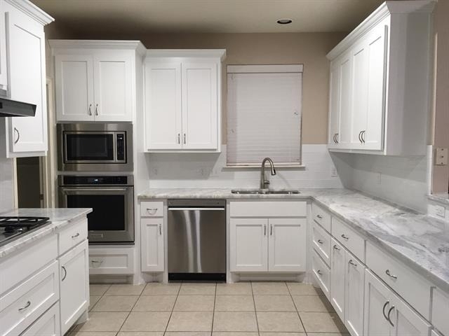 9714 October Glory Lane - Photo 8
