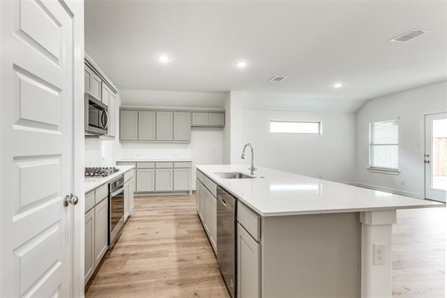 4923 Bellhurst Drive - Photo 3