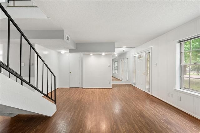 376 Westview Terrace - Photo 6
