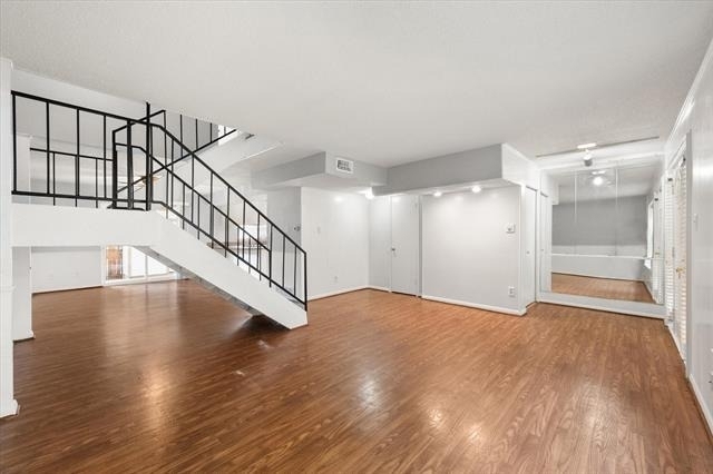 376 Westview Terrace - Photo 5