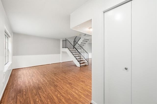 376 Westview Terrace - Photo 4