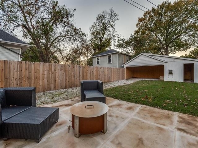 323 S Montclair Avenue - Photo 22