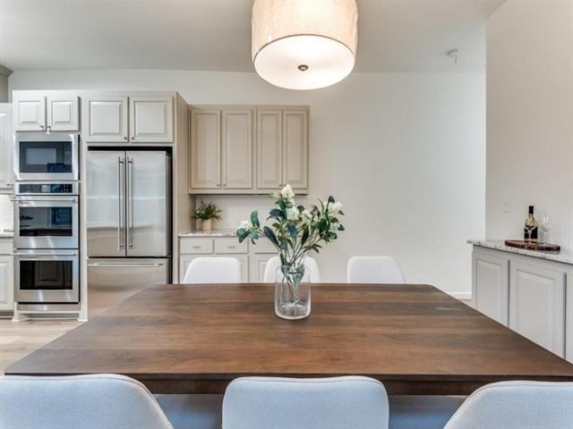 323 S Montclair Avenue - Photo 6