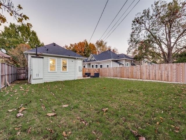 323 S Montclair Avenue - Photo 20