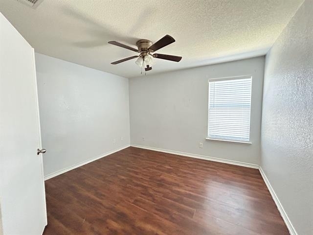 8008 Hidden Oaks Drive - Photo 16
