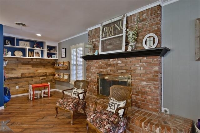 2132 Sylvan Drive - Photo 2