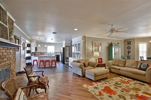 2132 Sylvan Drive - Photo 7