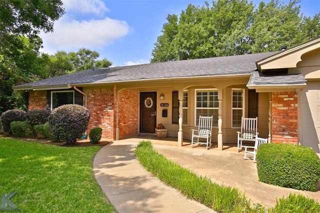 2132 Sylvan Drive - Photo 35