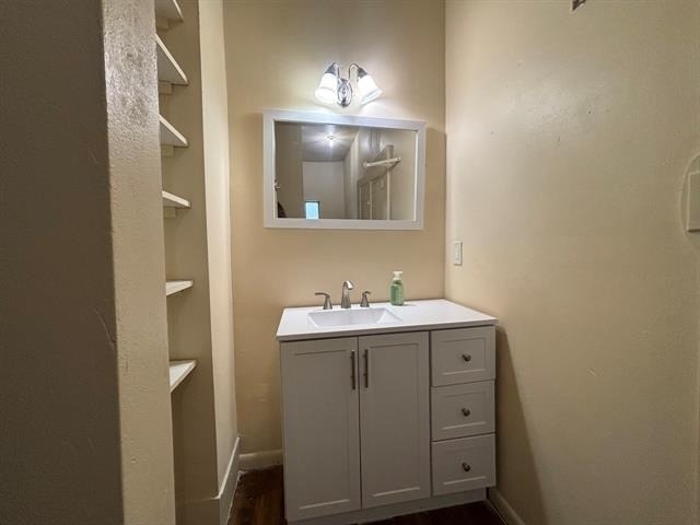376 W Walters Street - Photo 9